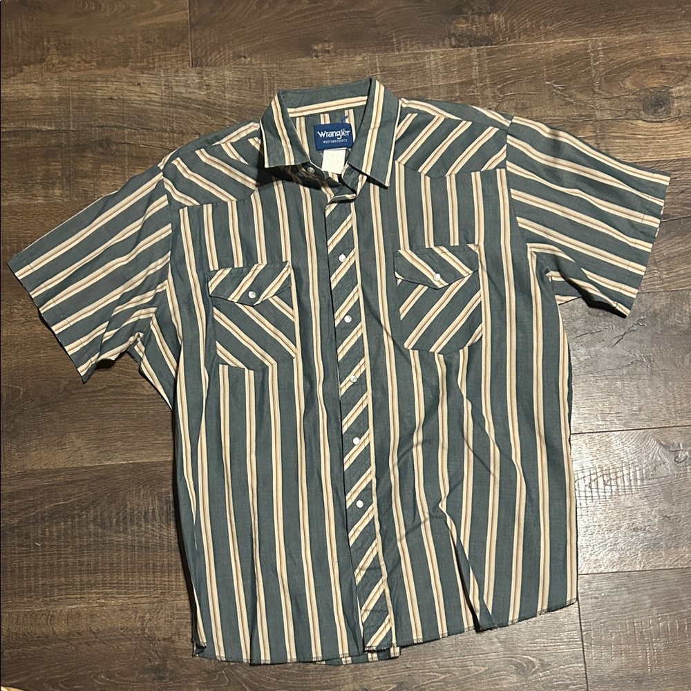 Wrangler Men's Casual Striped Shirt - Green and Cream